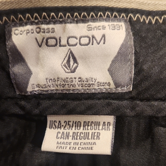 Volcom Khaki Tan Shorts Waist 25 Size 10 - Picture 3 of 6
